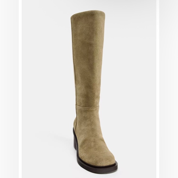 Elegant Tan Knee-High Women's Boots - Picture 3 of 5